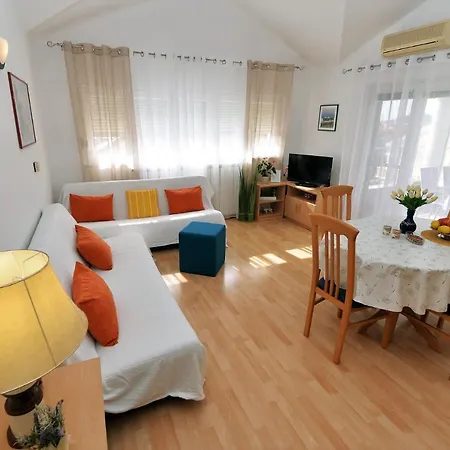 Apartment Divna