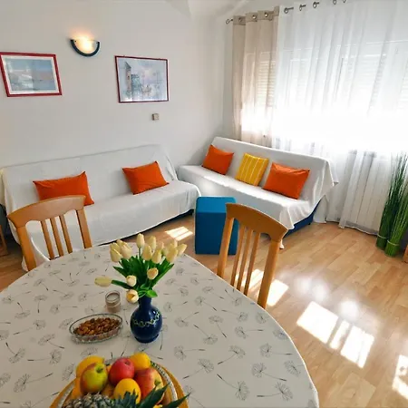 Apartament Divna Betina (Sibenik-Knin)