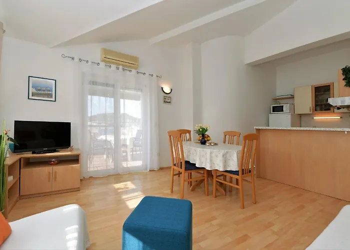 Divna Lägenhet Betina (Sibenik-Knin)