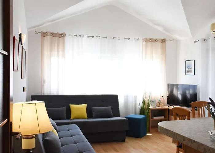 Divna Apartman Betina (Sibenik-Knin)